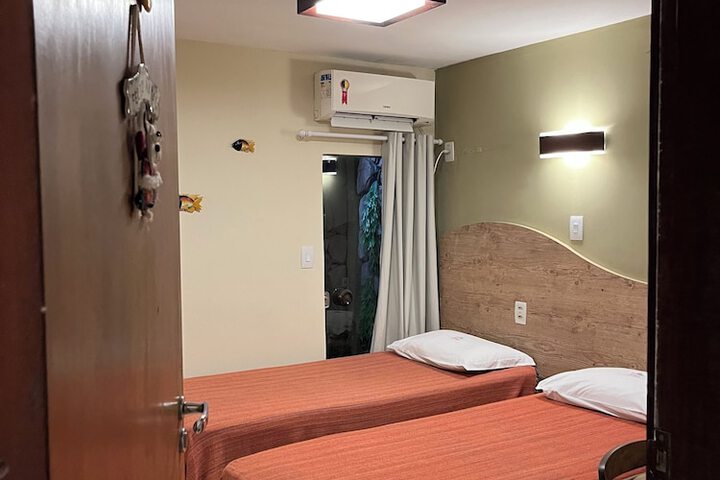 Room 57 of 80