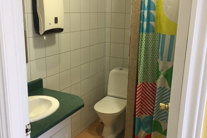 Room 43 of 78