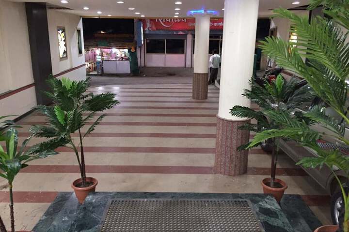 Lobby Photos