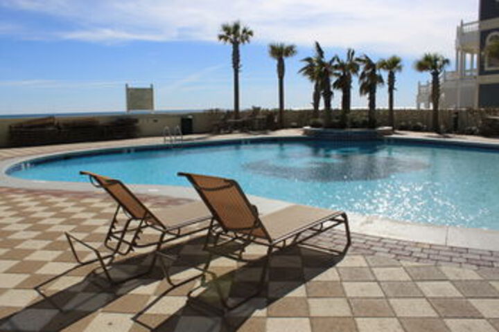Pool 50 of 56