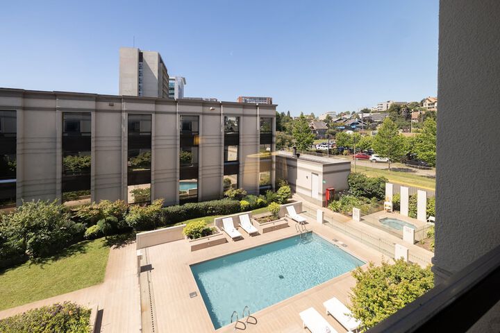 Pool Hotel