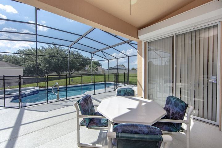 Terrace/Patio 21 of 31