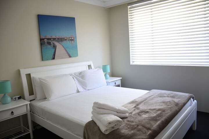 Room 3 of 40