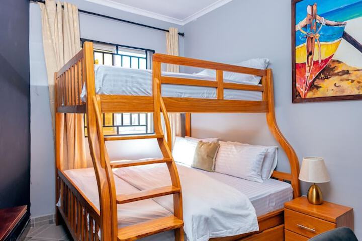 Room 5 of 42