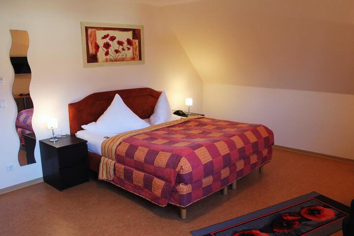 Room 14 of 47