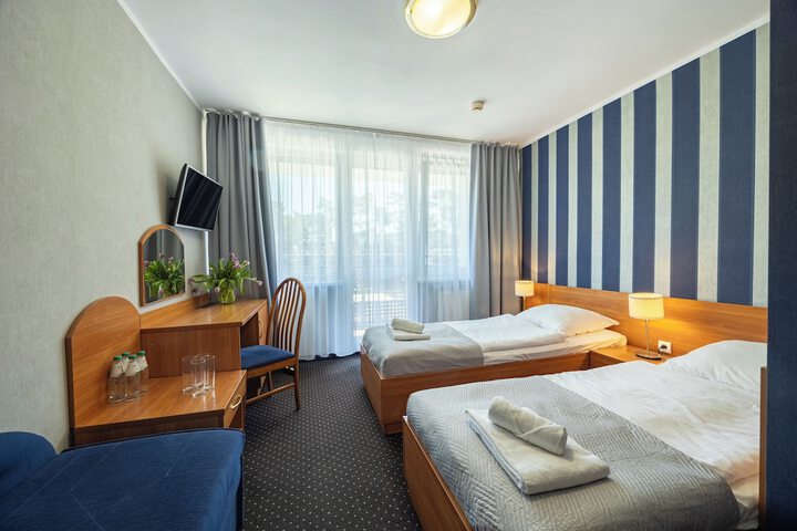 Room 15 of 53