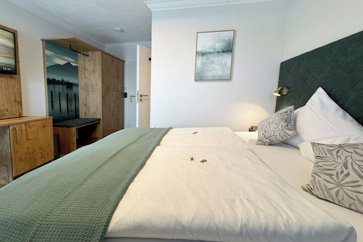 Room 55 of 207