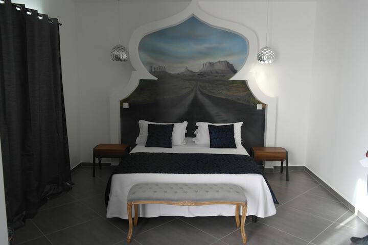 Room 10 of 54