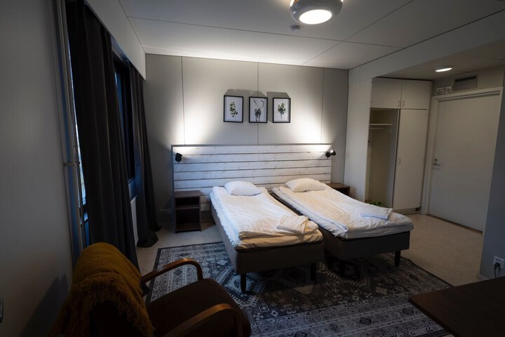Room 11 of 41
