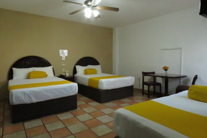 Room 12 of 17