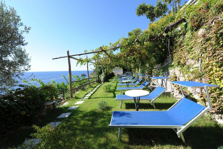 Terrace/Patio 22 of 37