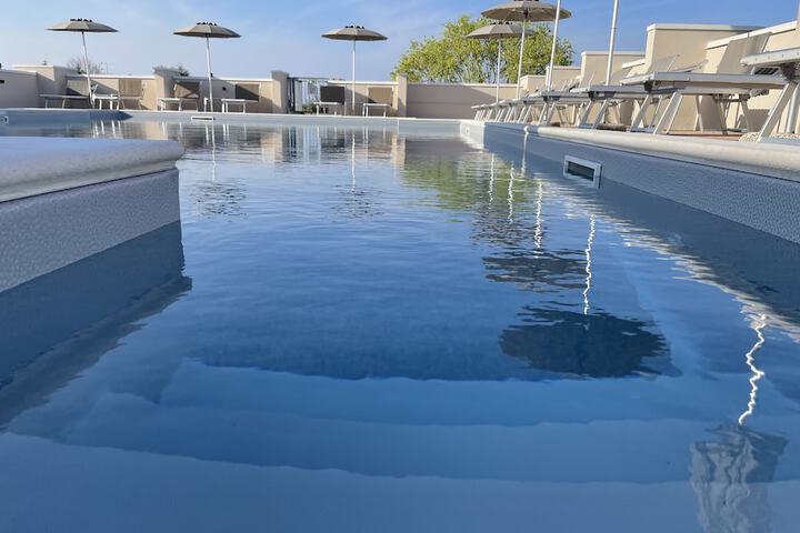 Pool 45 of 119