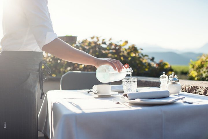 Breakfast/Coffee Service 30 of 41