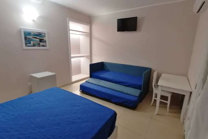 Room 25 of 85