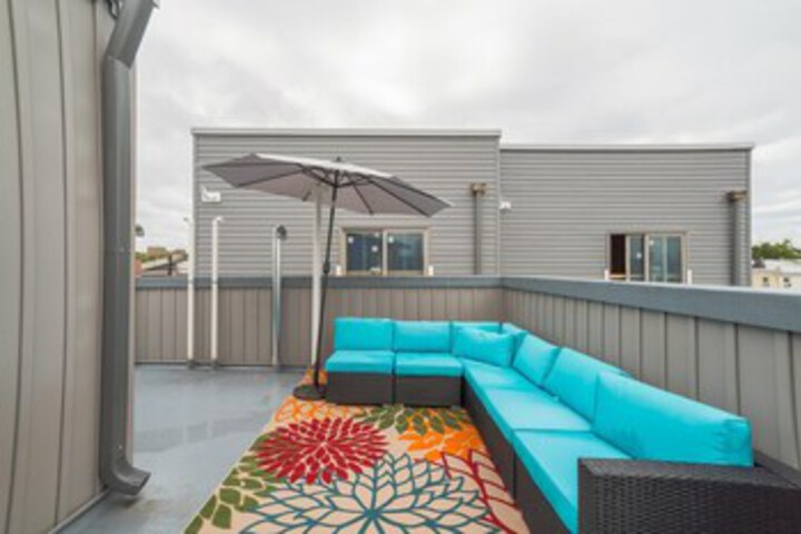 Terrace/Patio 7 of 36