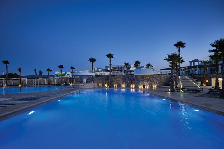 Pool 25 of 46