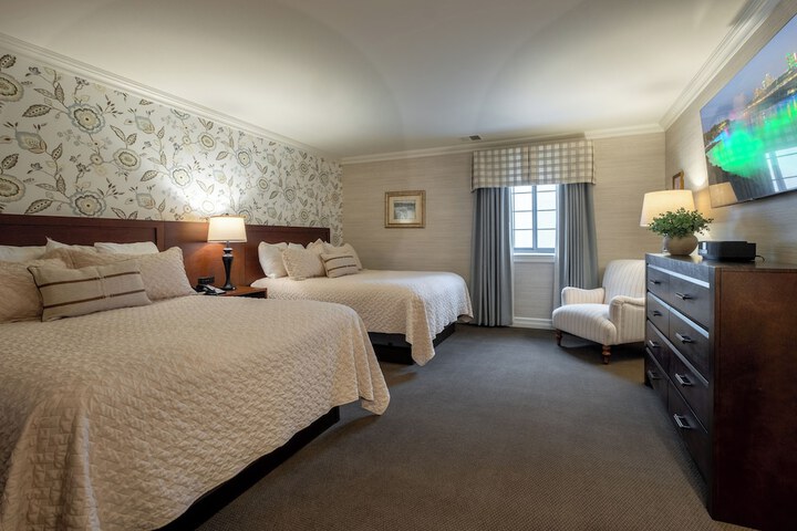 Room 123 of 251