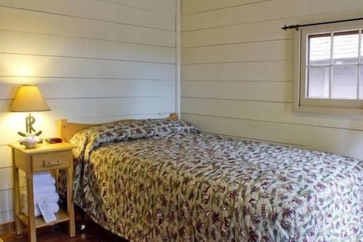 Room 11 of 21