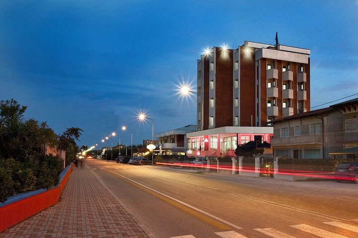 Hotel 26 of 30