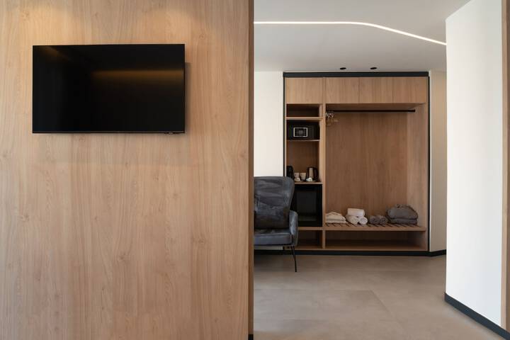 Room 41 of 57
