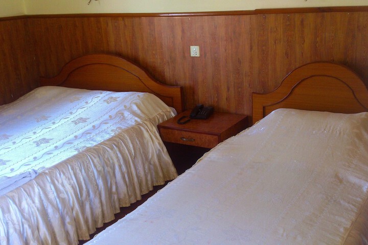 Room 98 of 161