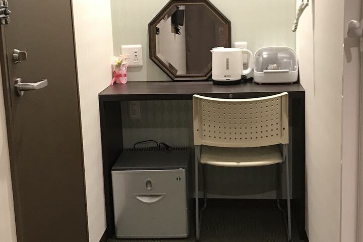 Room 16 of 54