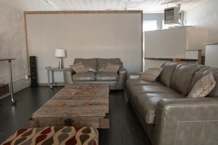 Room 34 of 60