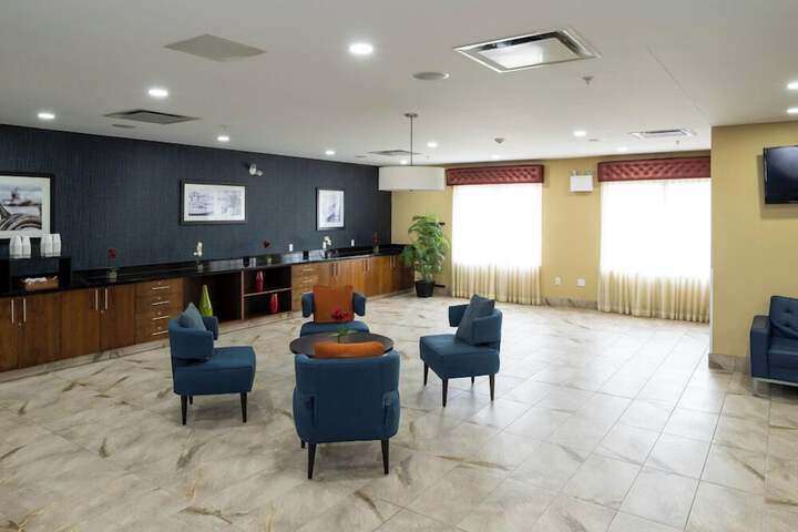 Entrance & Lobby