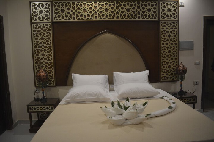 Room 11 of 60
