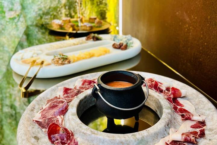 Breakfast/Coffee Service 50 of 52