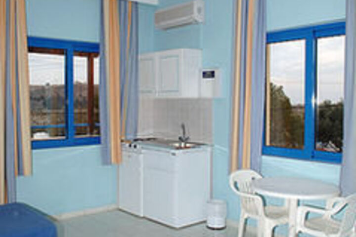 Room 5 of 7