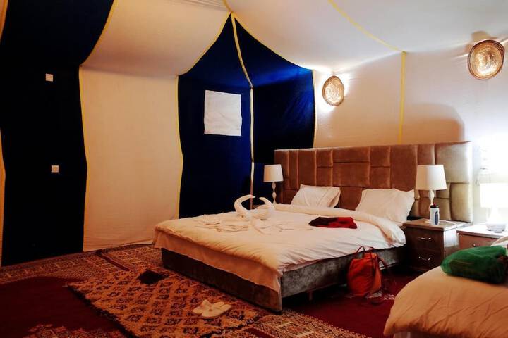 Room 5 of 11