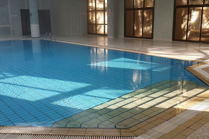 Pools & Facilities