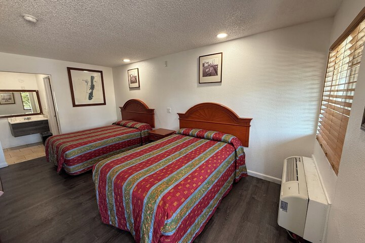 Room 14 of 41