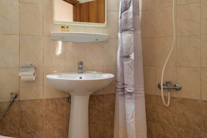 Clean Restrooms