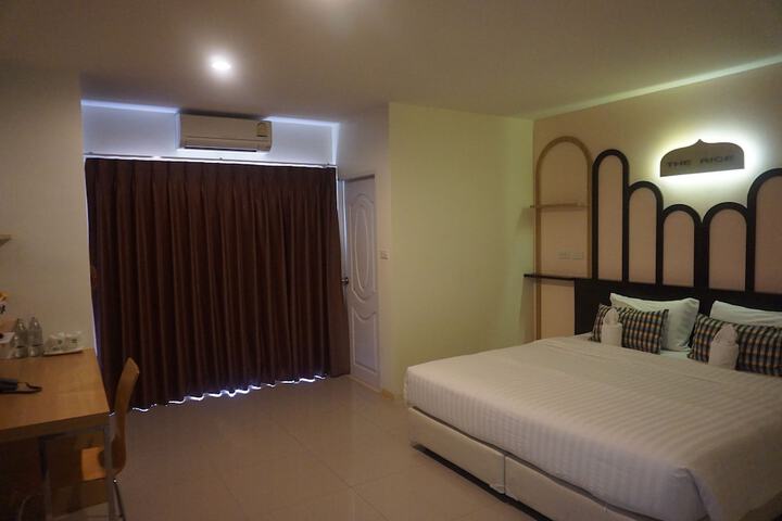 Room 15 of 44