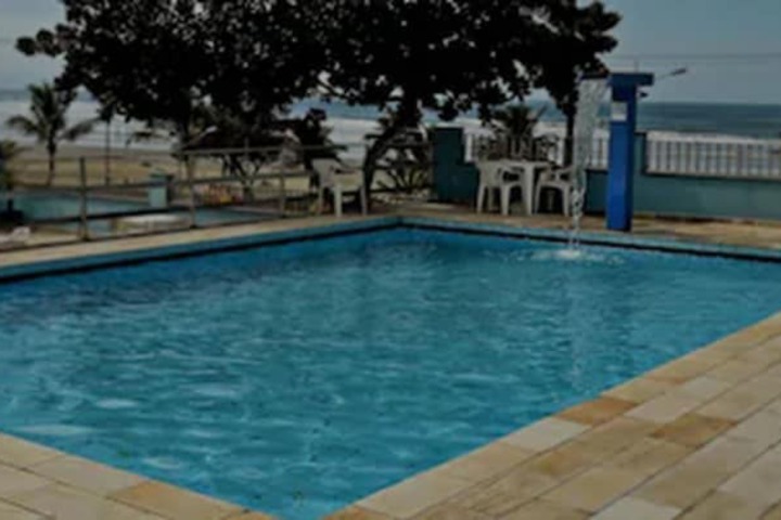 Hotel with Pool