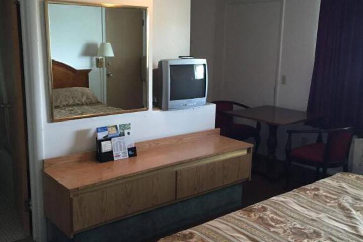 VISTA HEIGHTS INN