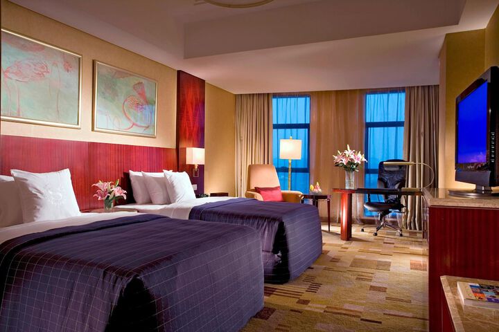 Room 22 of 45