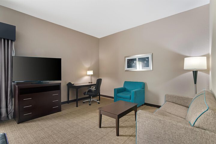 Room 7 of 40
