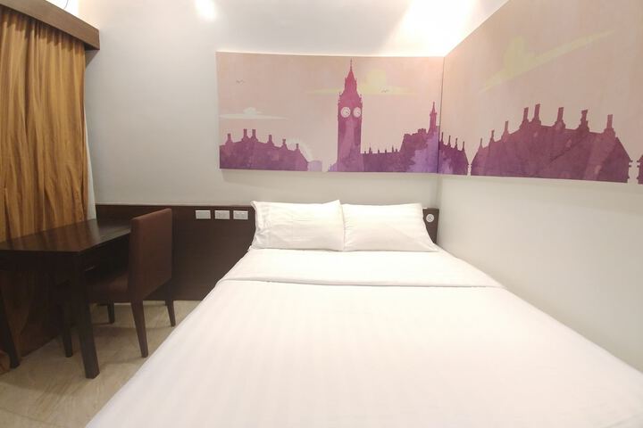 Room 11 of 55