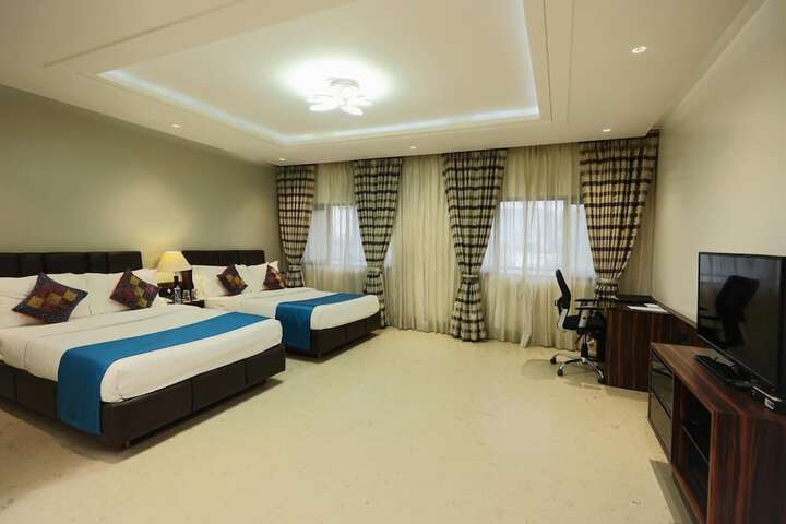 Room 11 of 78
