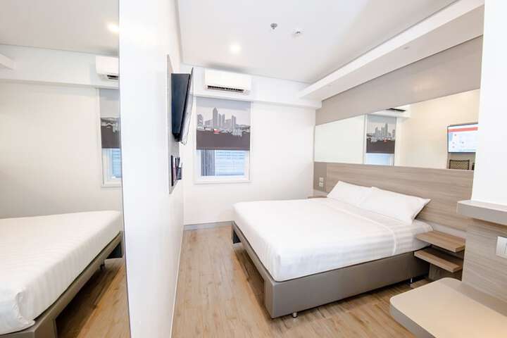 Room 13 of 39