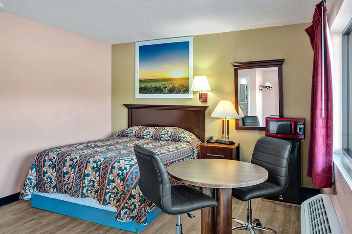 Room 14 of 30