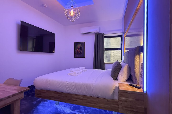 Room 77 of 134