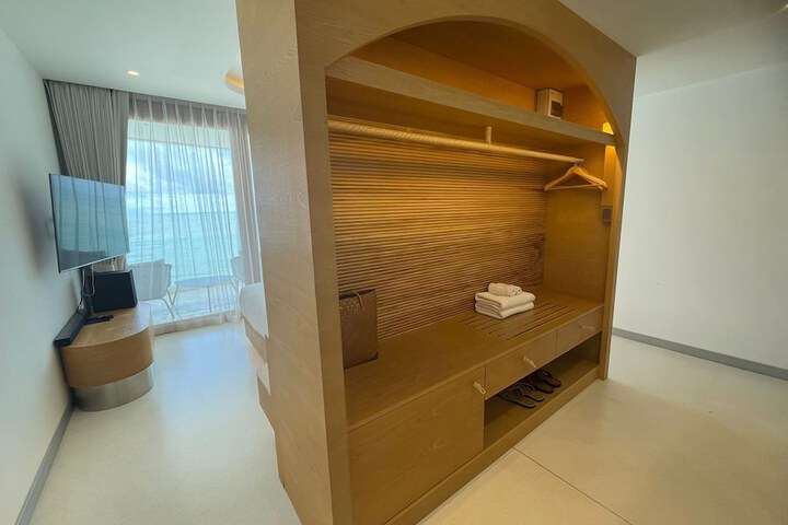 Room 26 of 118