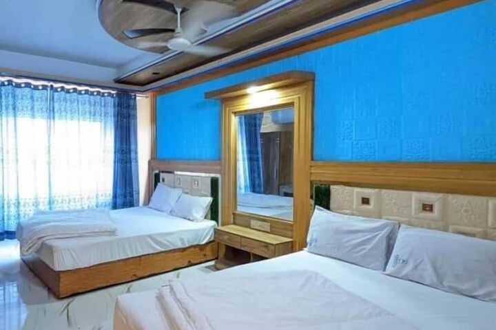 Room 9 of 22