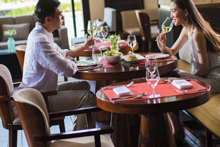 Dining 100 of 145