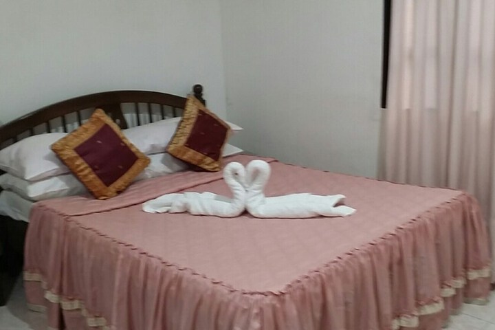 Room 6 of 71