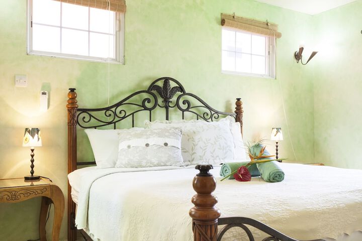 Room 3 of 46